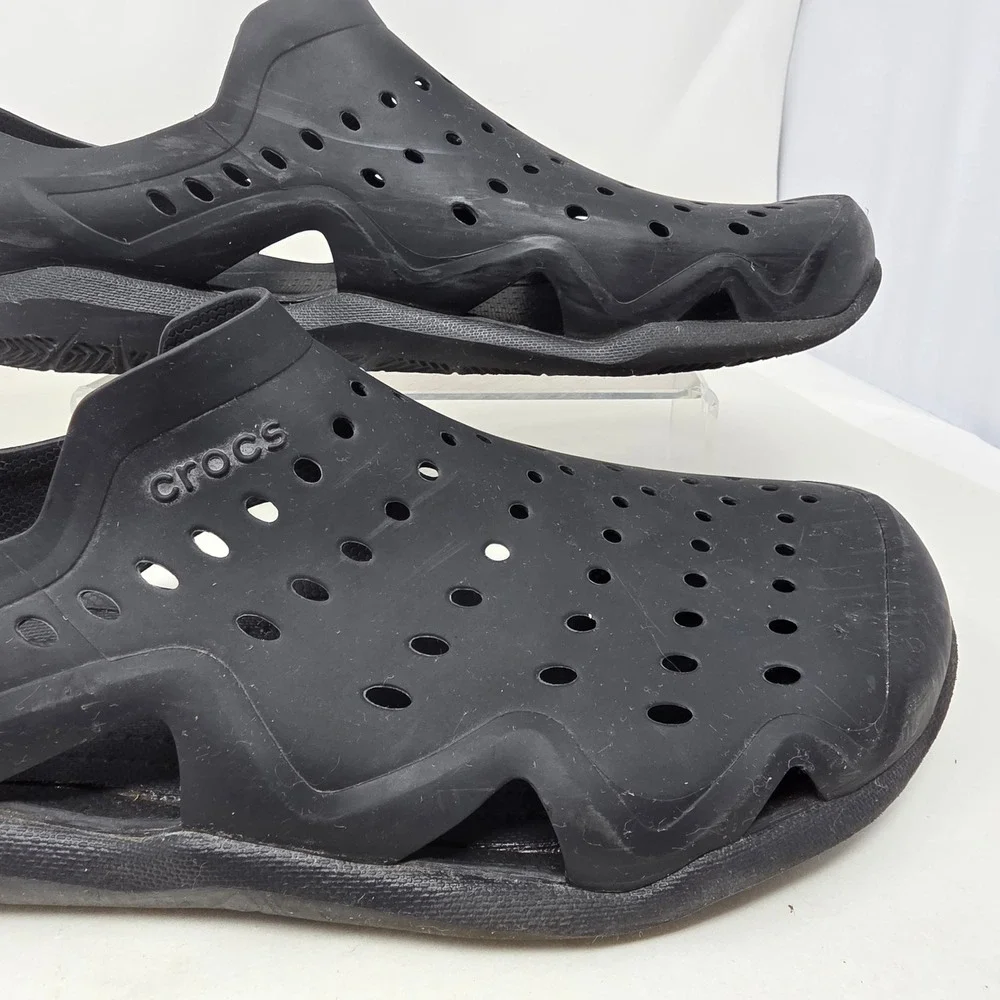 Crocs Swiftwater Wave Sandals Mens 13 Black Excellent Water Shoes Clogs Slip On